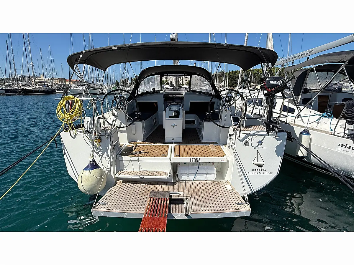 Sun Odyssey 440