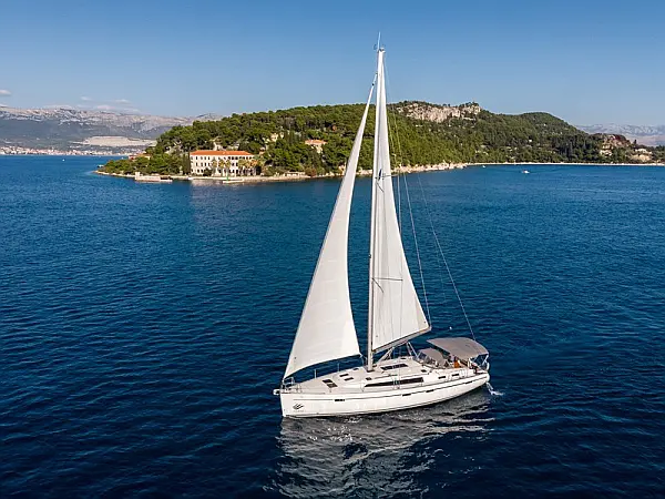 Bavaria Cruiser 51