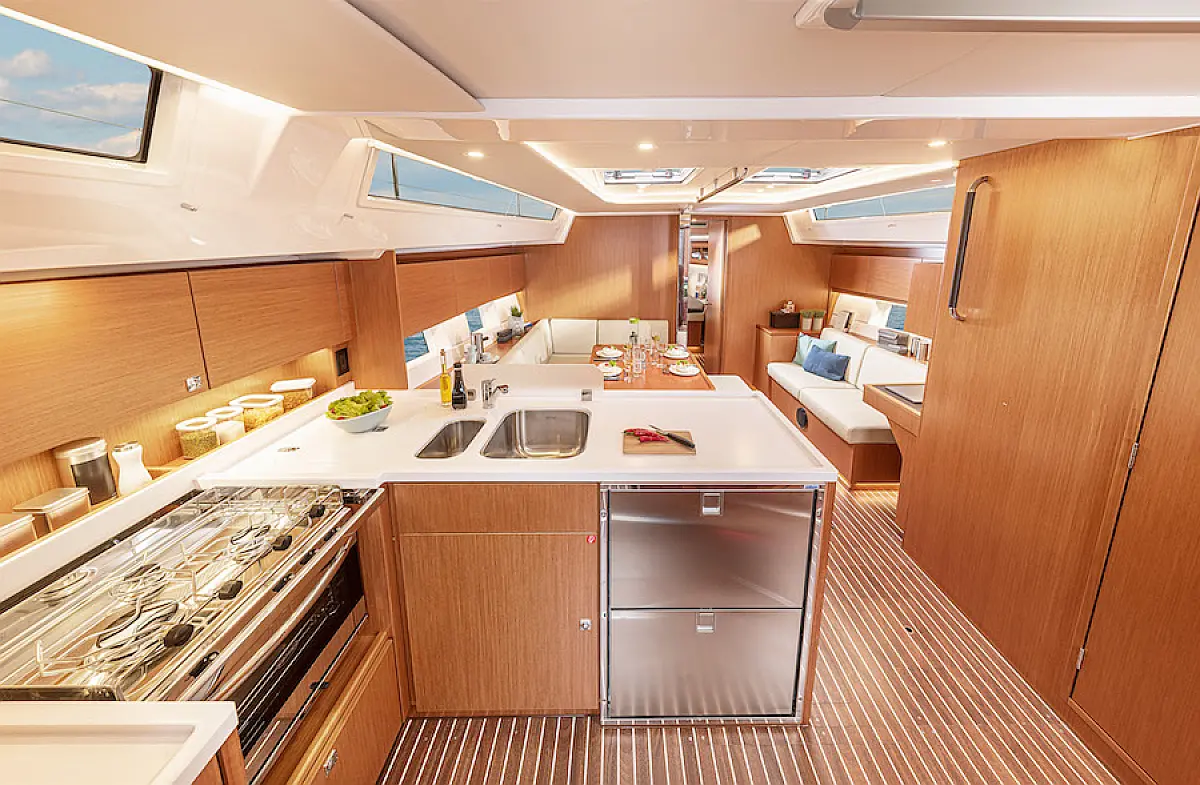 Bavaria C45 Style - 