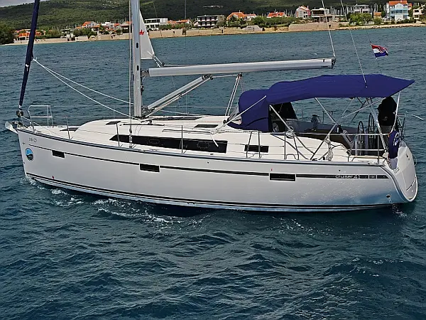 BAVARIA C 41 BT