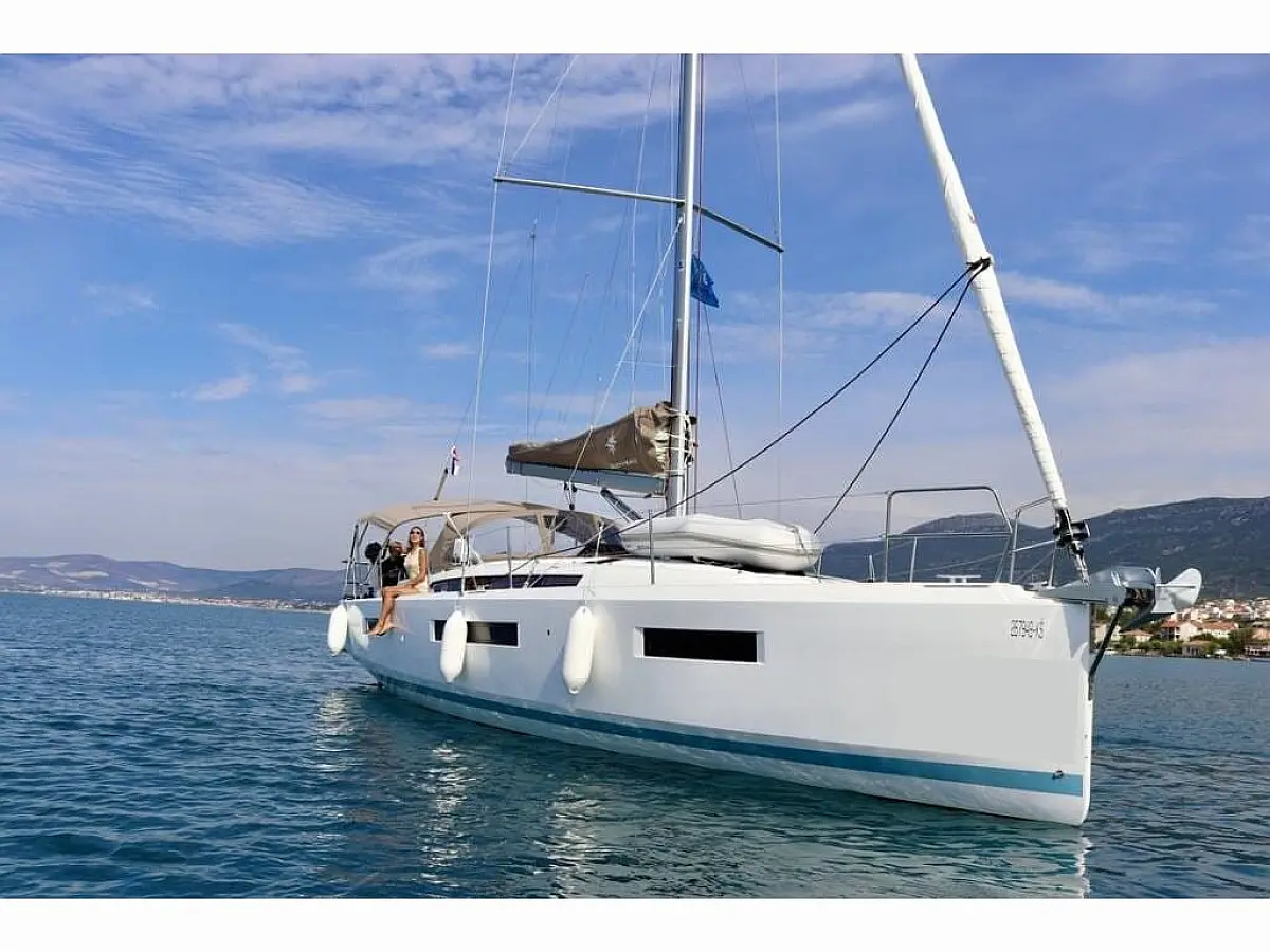 Sun Odyssey 440
