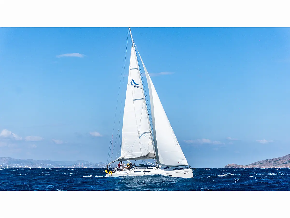 Hanse 548