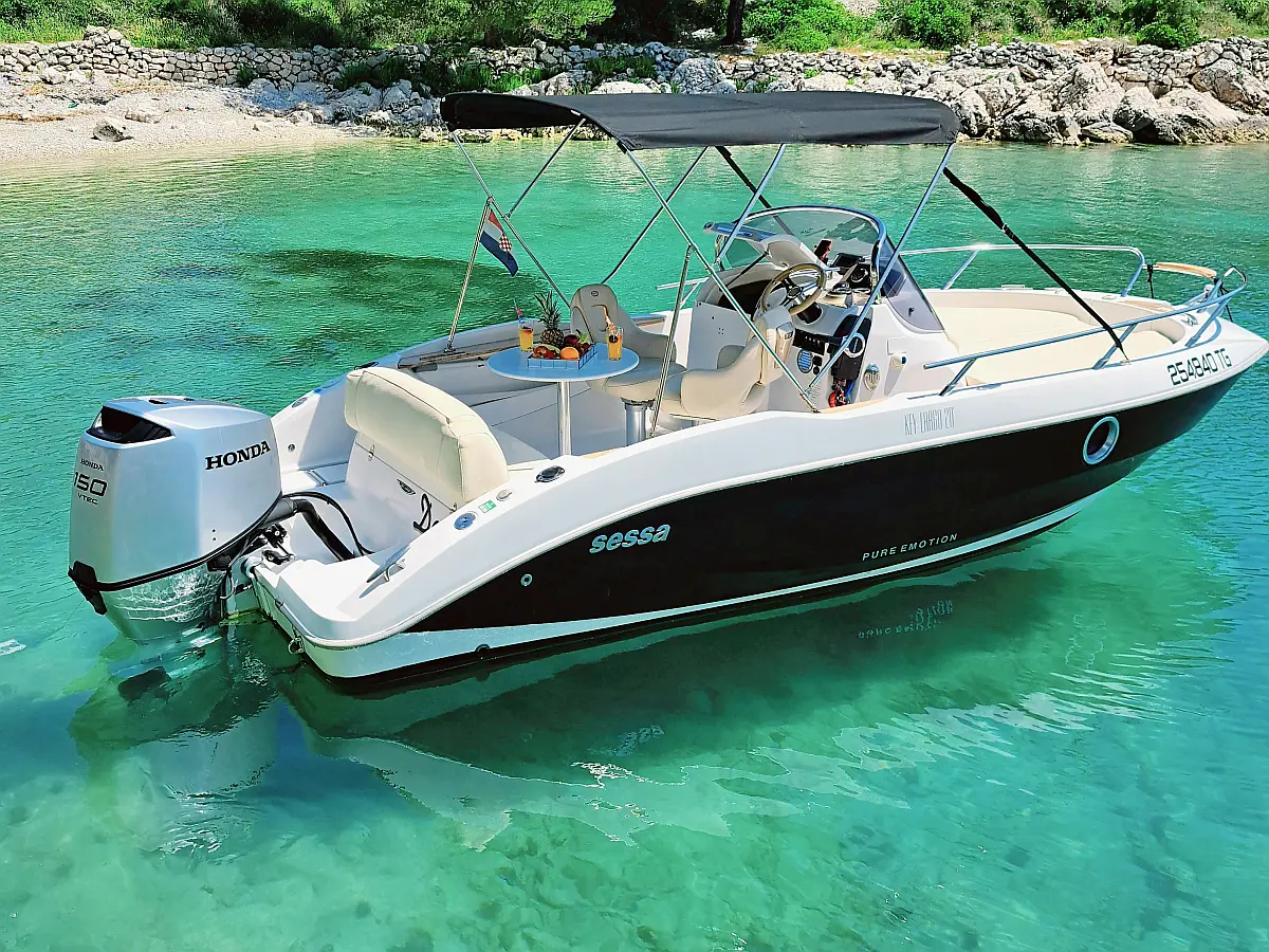 Sessa Marine Key Largo 24