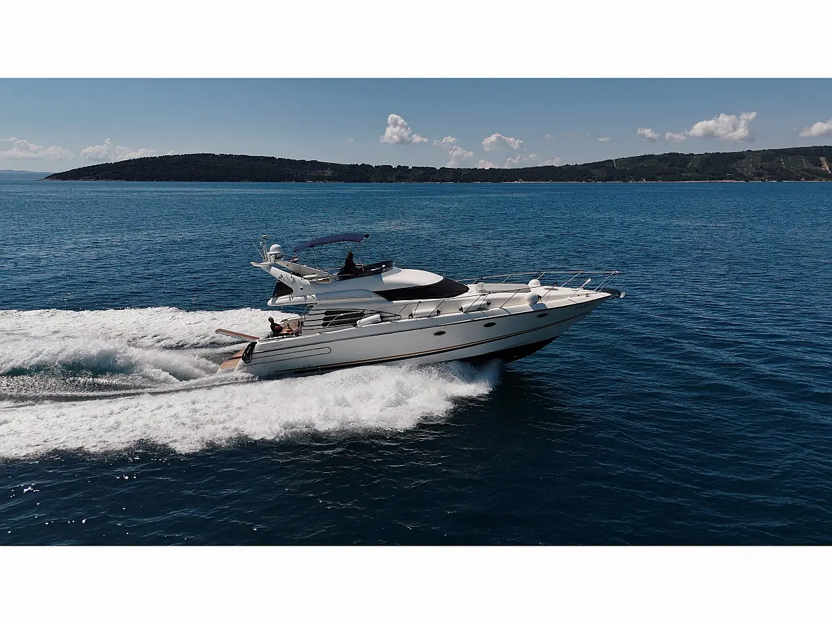 Sunseeker Manhattan 48 FLY
