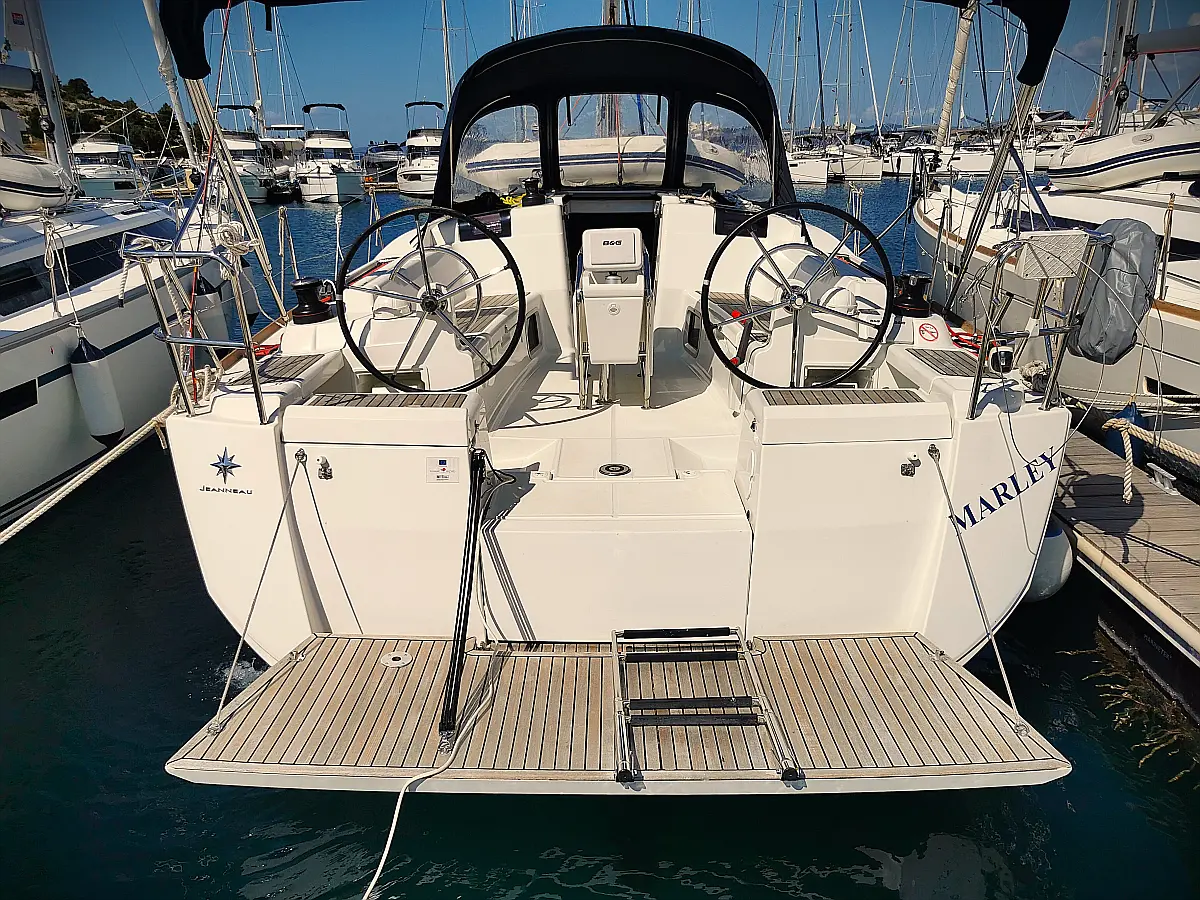 Sun Odyssey 419
