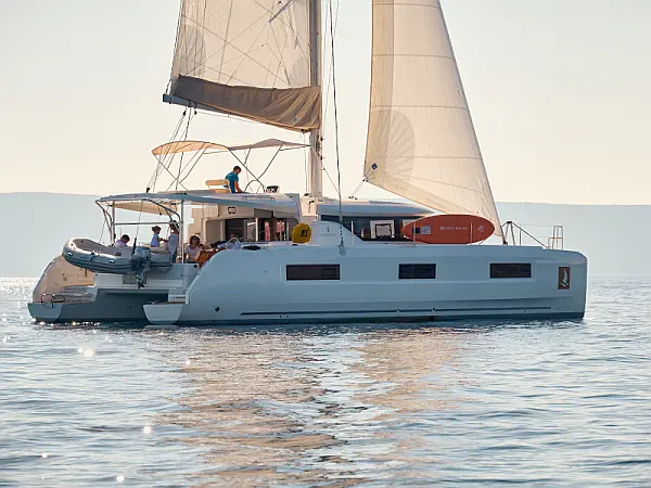 Lagoon 46 NEW