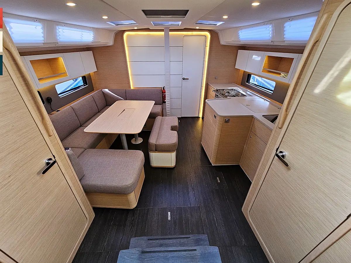 Dufour 41 Grand Large - Dunya (A/C & gen)  - Slika notranjosti