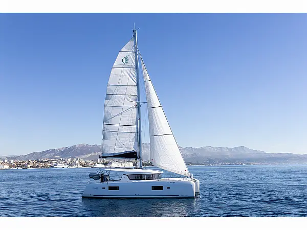 Lagoon 42 Millenium