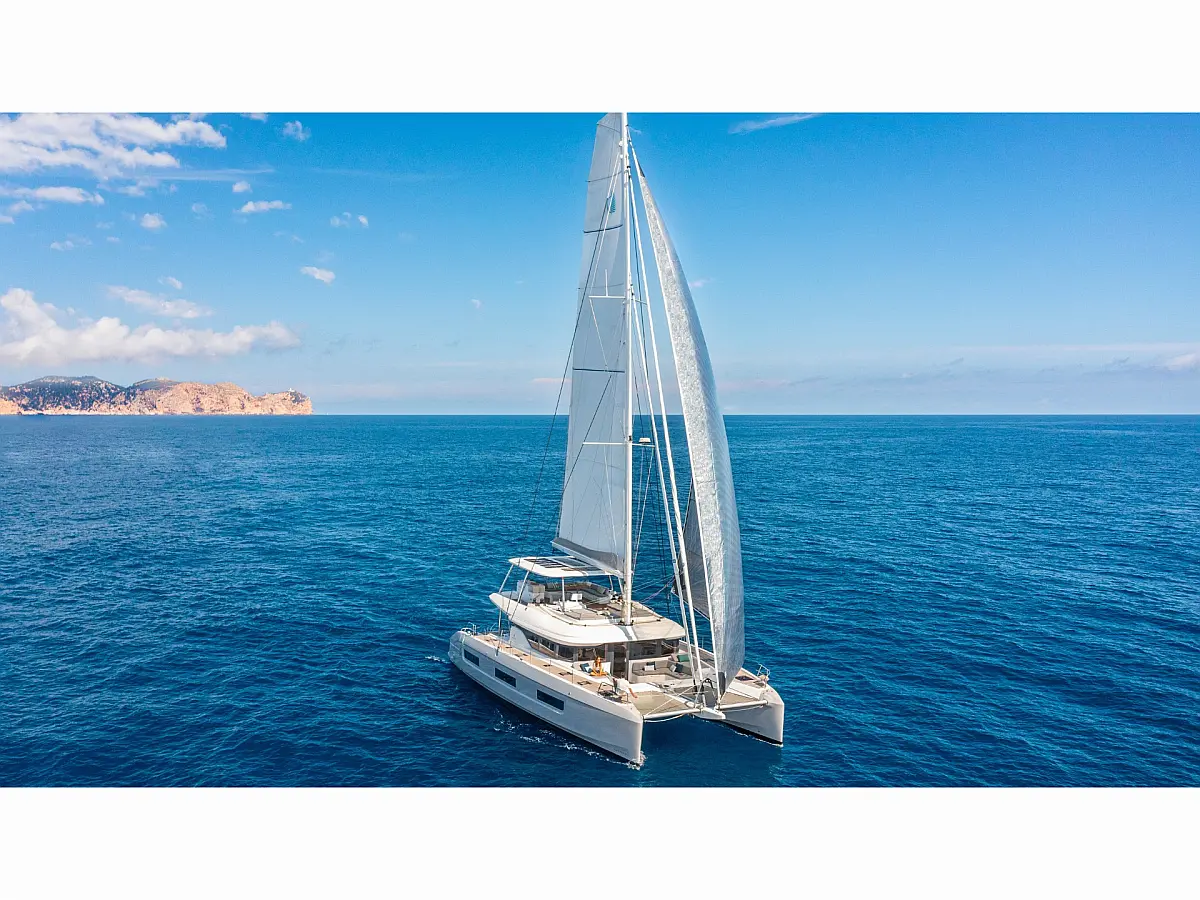 Lagoon 60