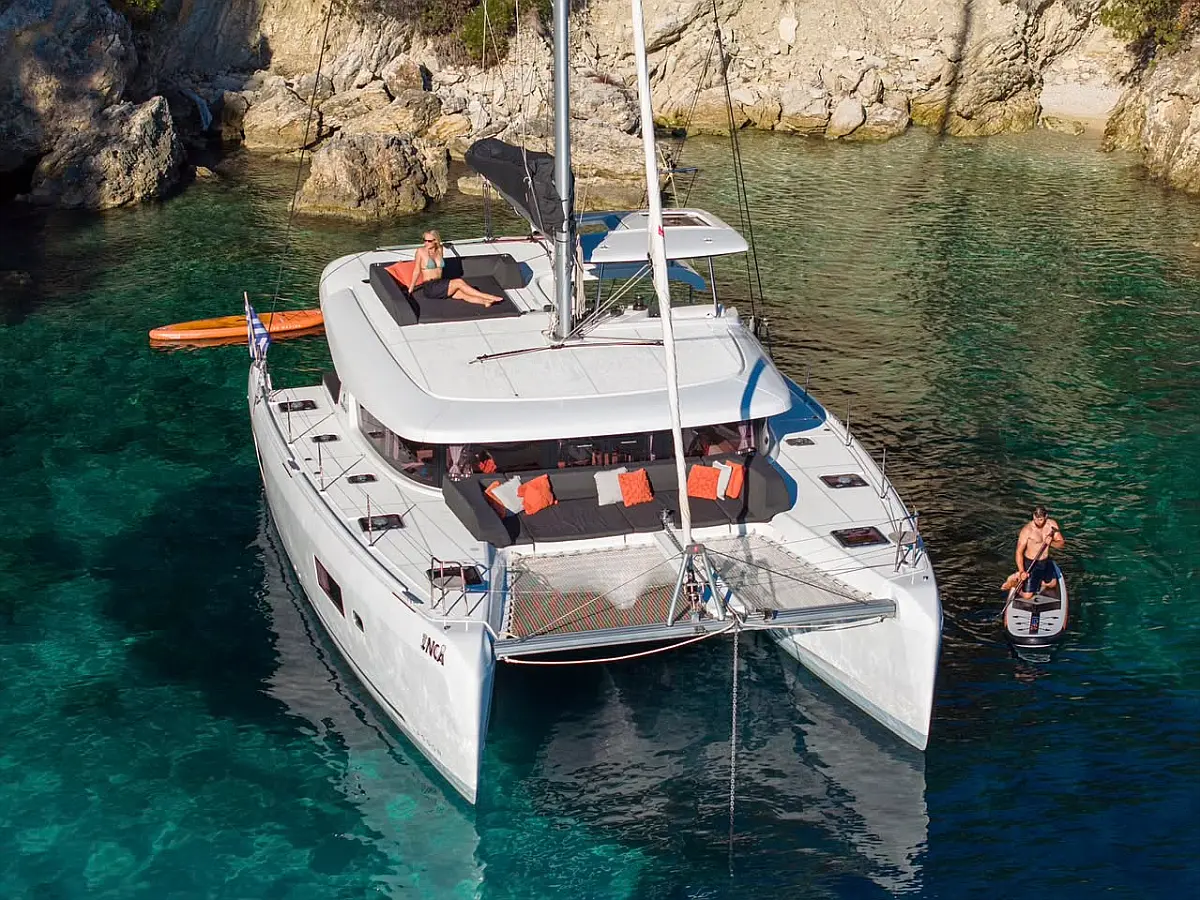 Lagoon 42