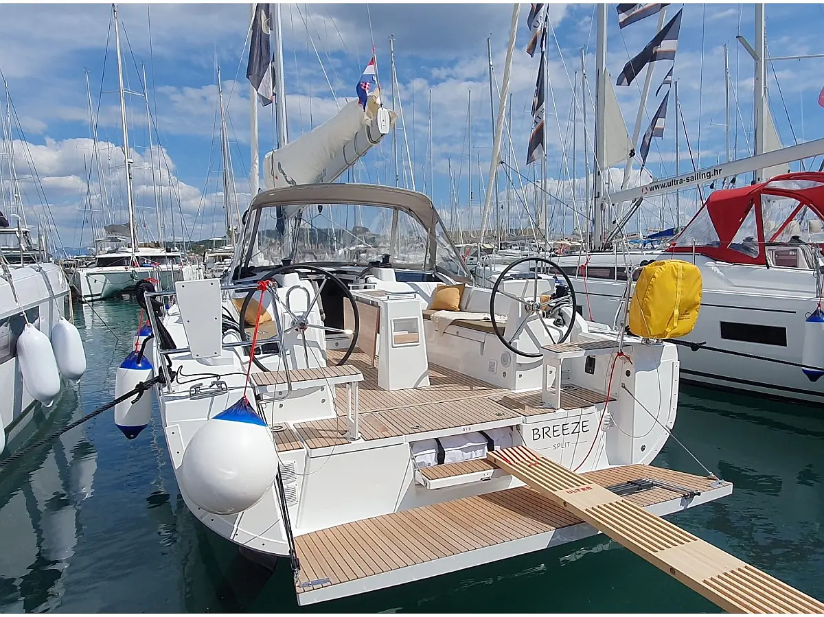 Oceanis 37.1