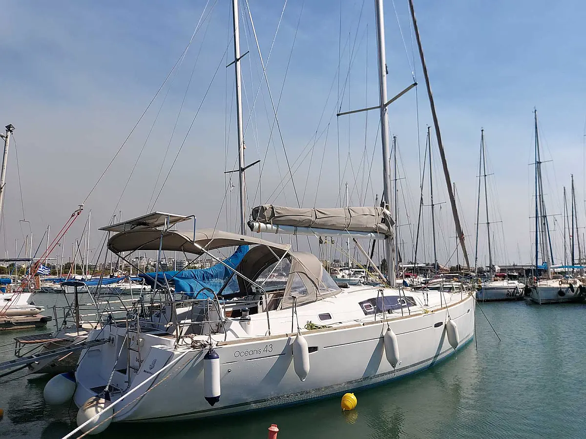 Oceanis 43