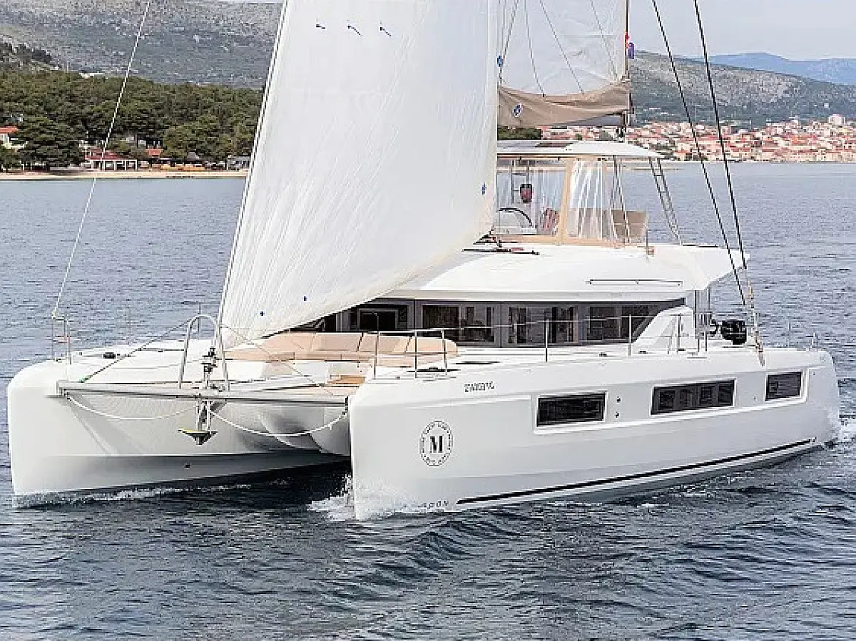 Lagoon 50