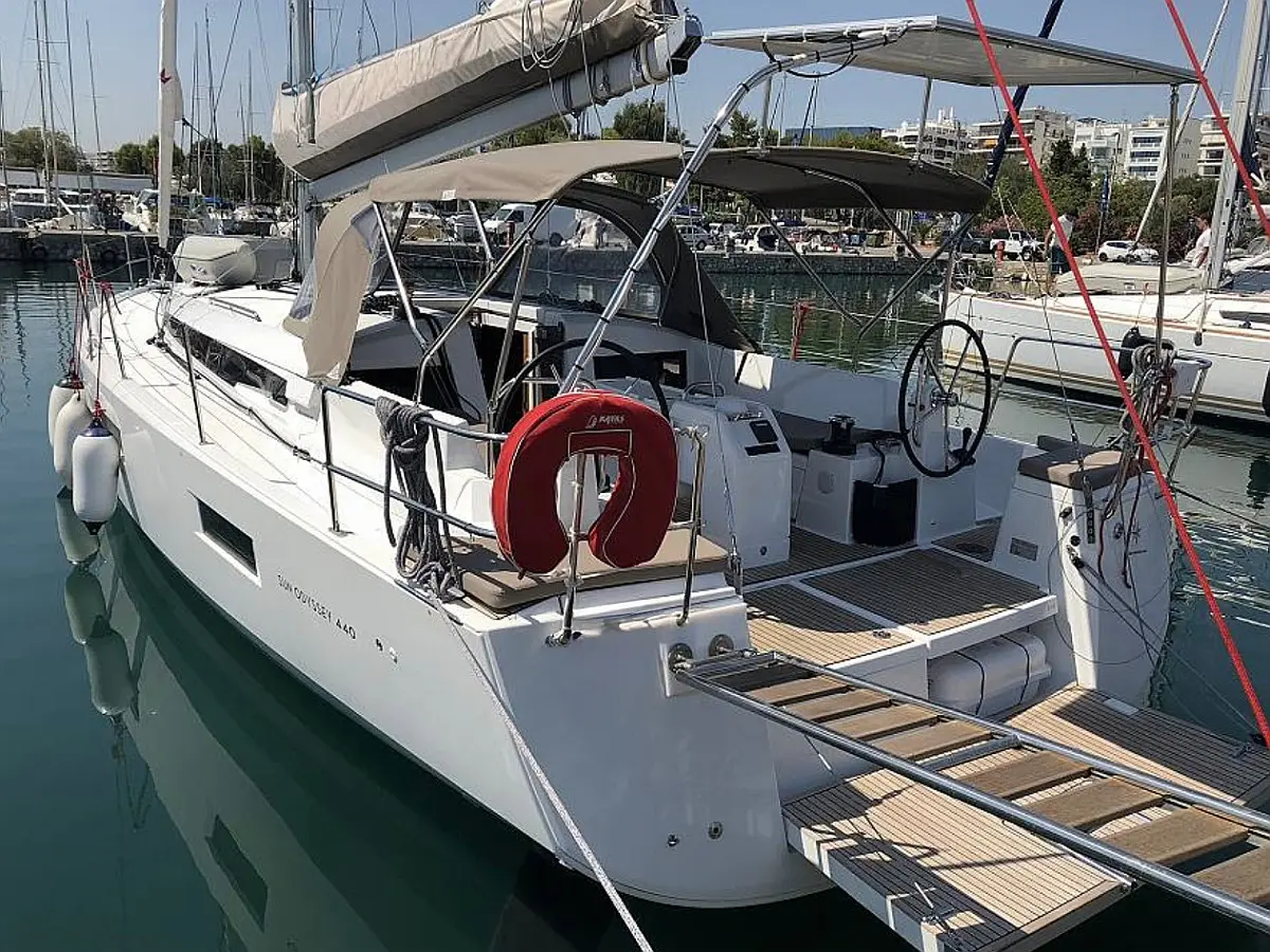 Sun Odyssey 440