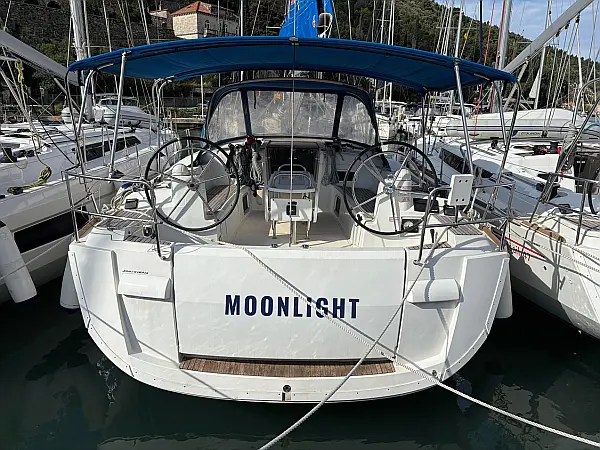 Sun Odyssey 479