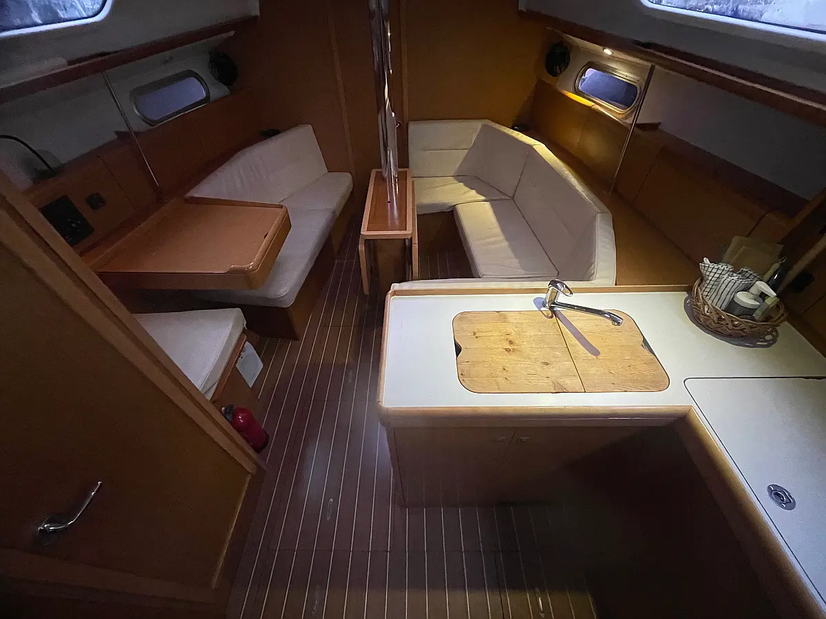 Sun Odyssey 36i - 
