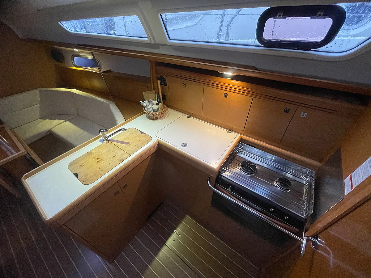 Sun Odyssey 36i - 