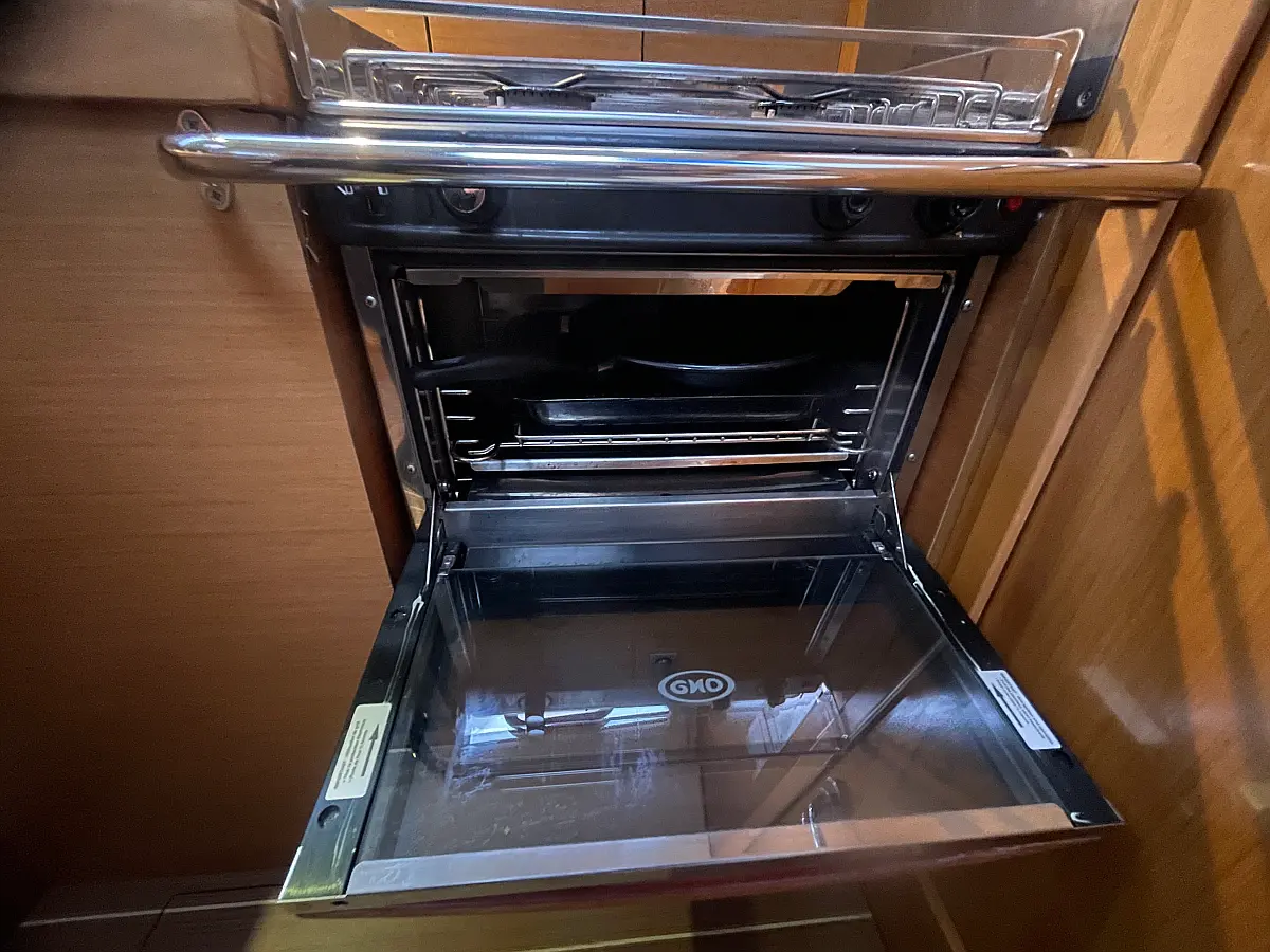 Sun Odyssey 36i - 