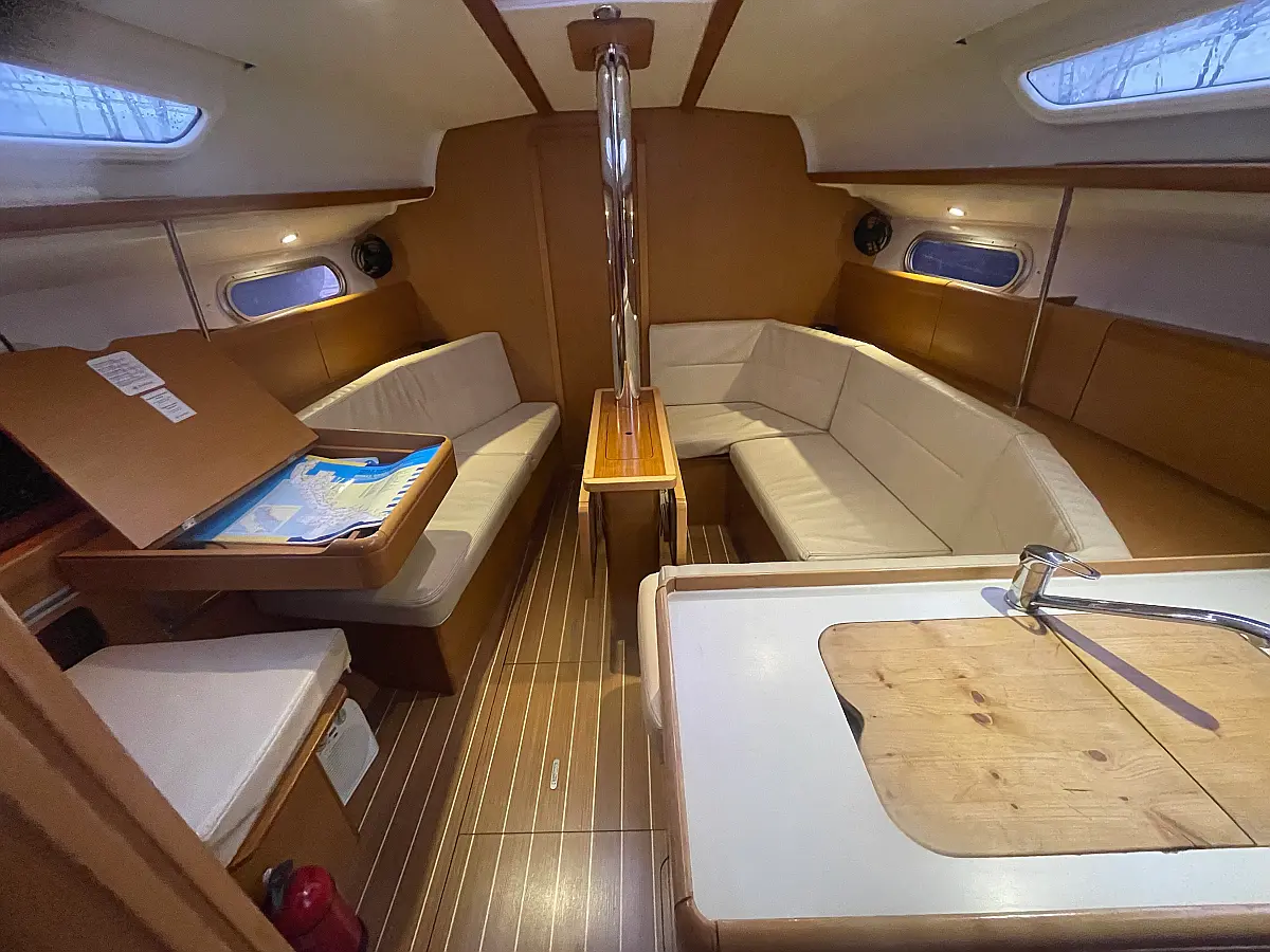 Sun Odyssey 36i - 