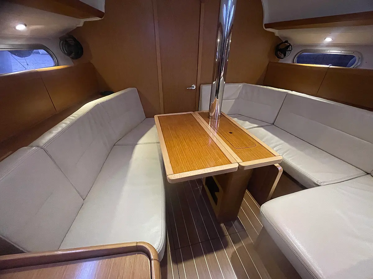 Sun Odyssey 36i - 