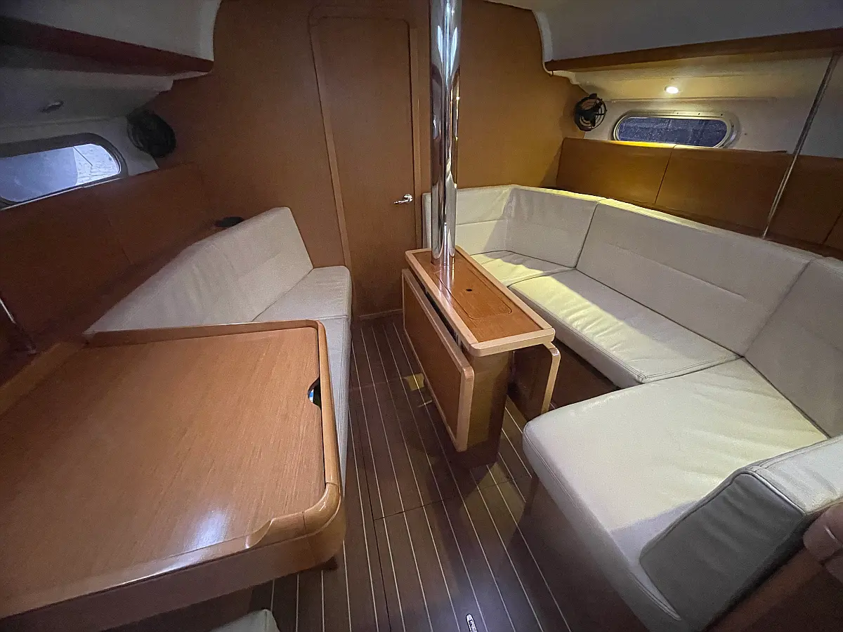 Sun Odyssey 36i - 