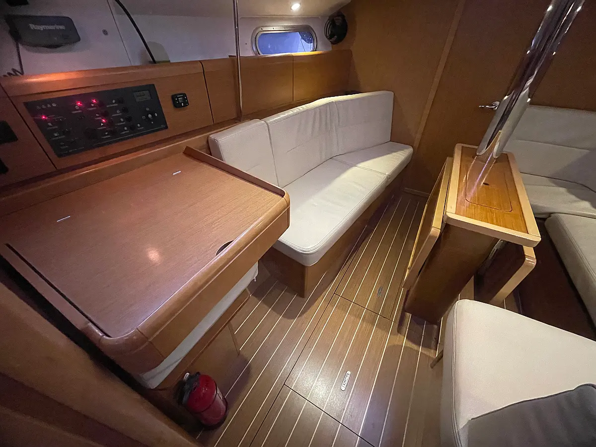 Sun Odyssey 36i - 