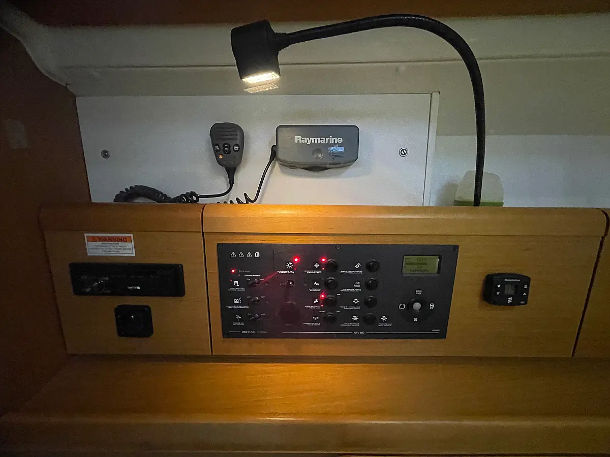 Sun Odyssey 36i - 