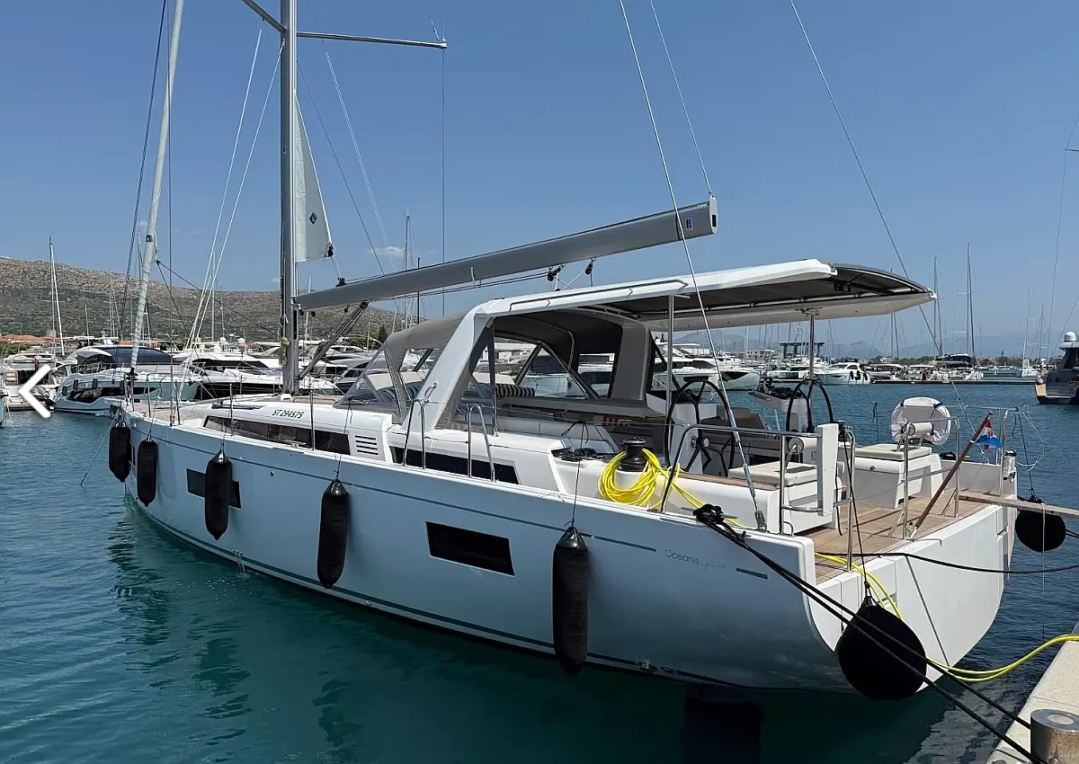 Oceanis 60