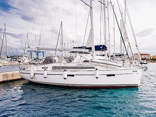 Bavaria Cruiser 37 B
