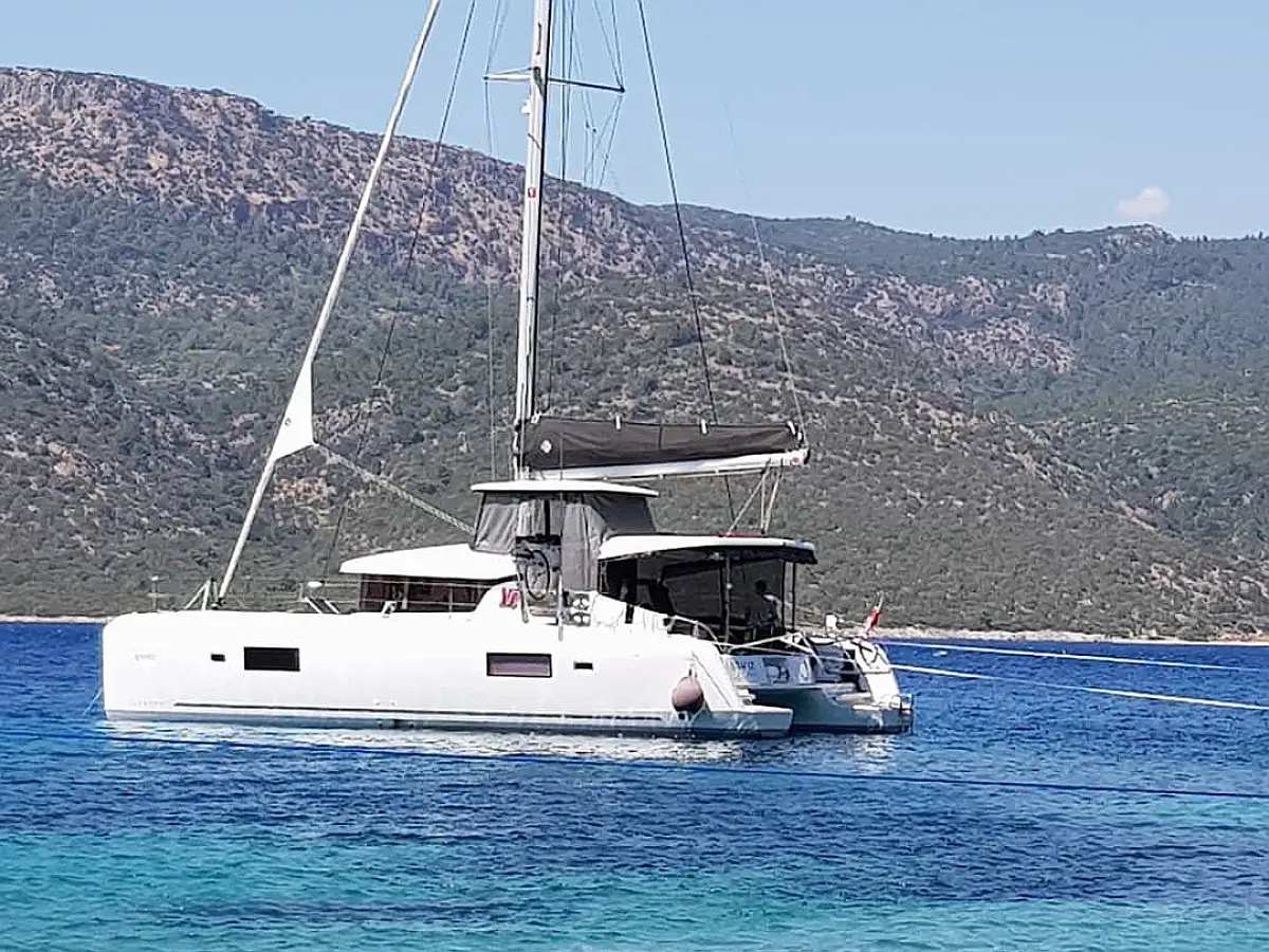 Lagoon 42 S