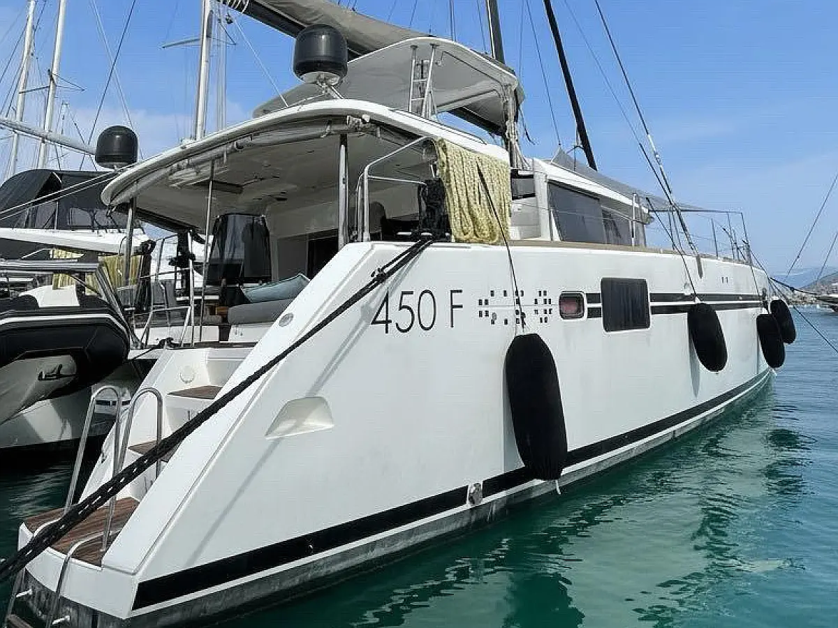 Lagoon 450 Fly