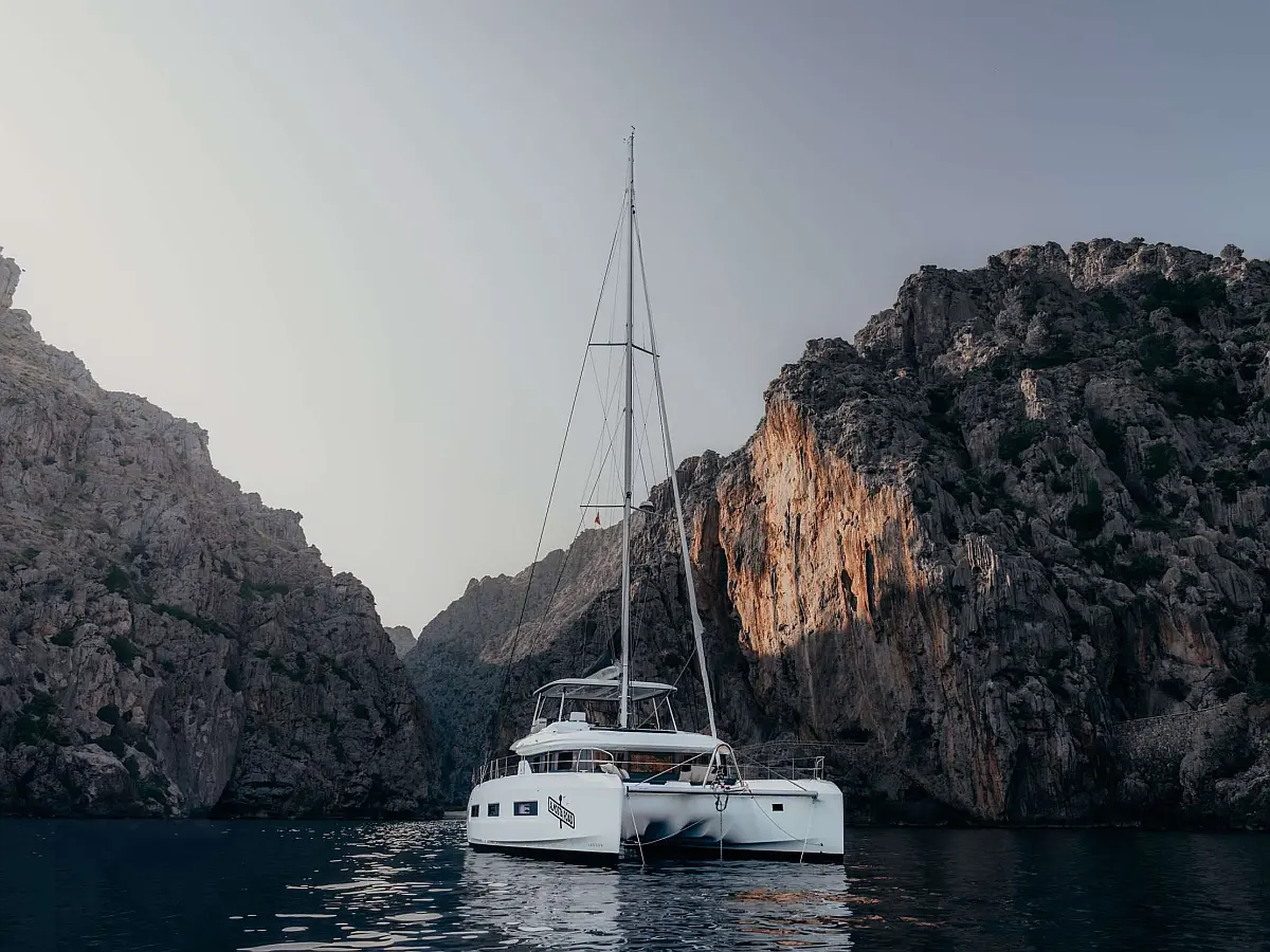 Lagoon 55