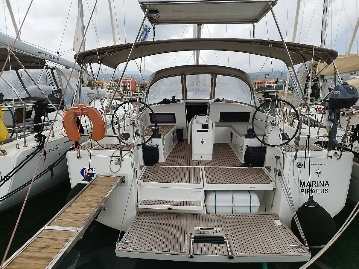 Sun Odyssey 490