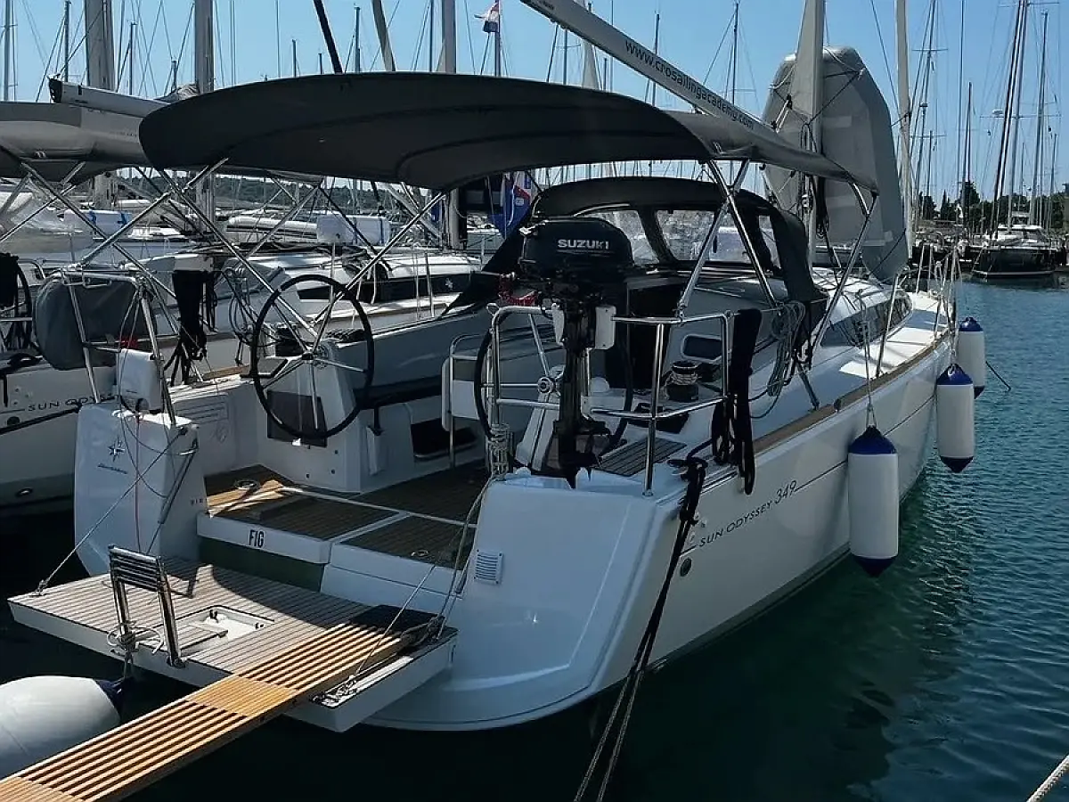 Sun Odyssey 349
