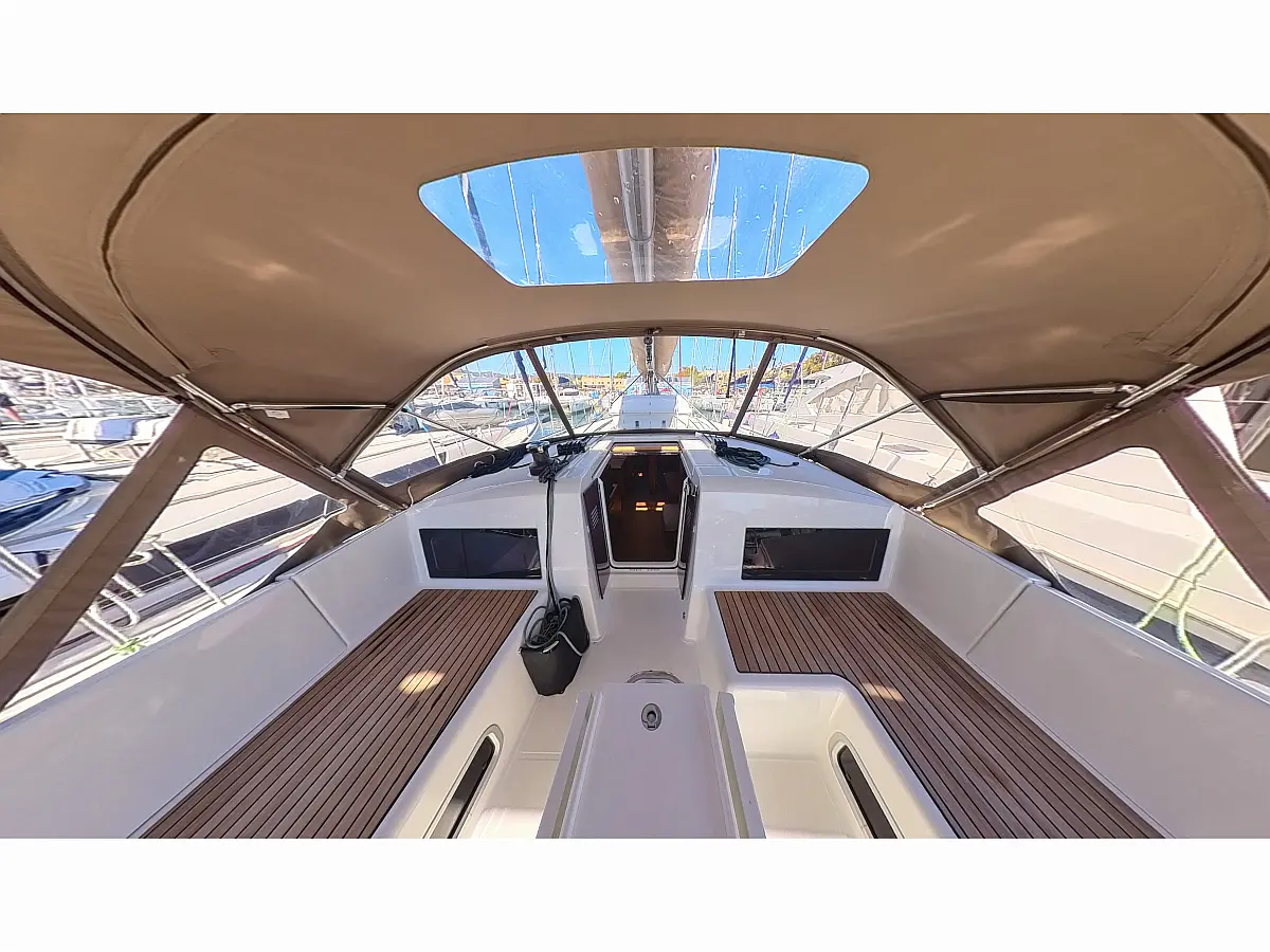 Sun Odyssey 490