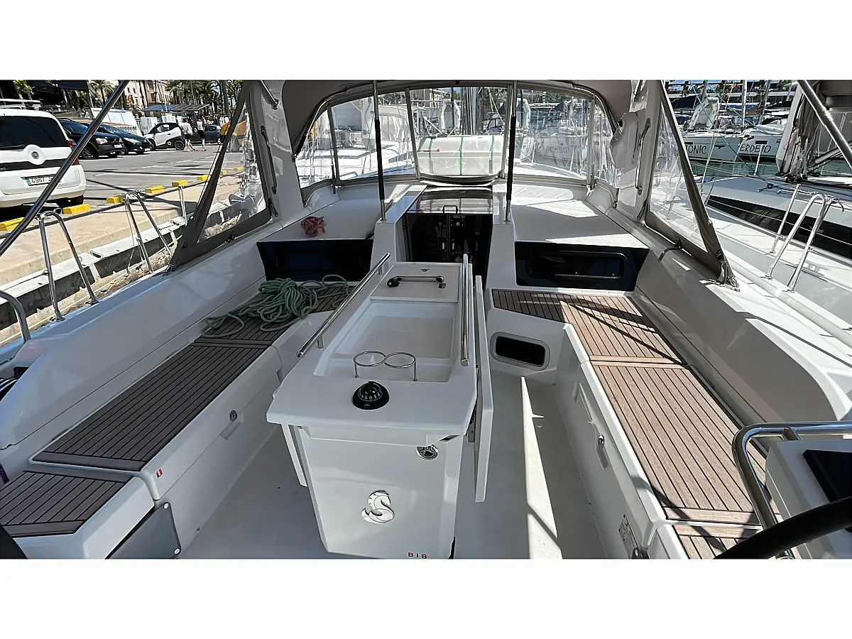 Oceanis 51.1